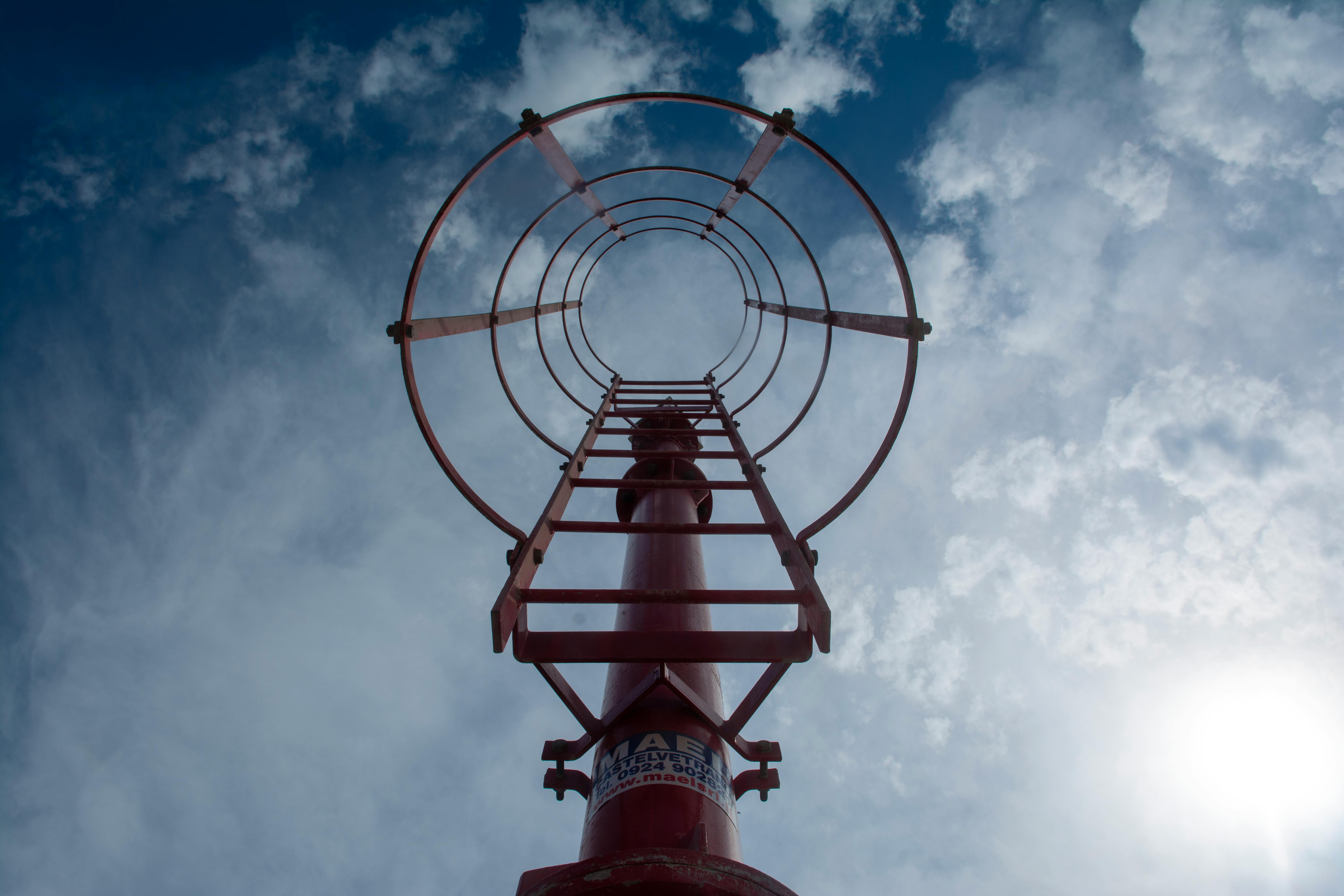 How 5G and IoT Are Transforming Our World - Featured Image