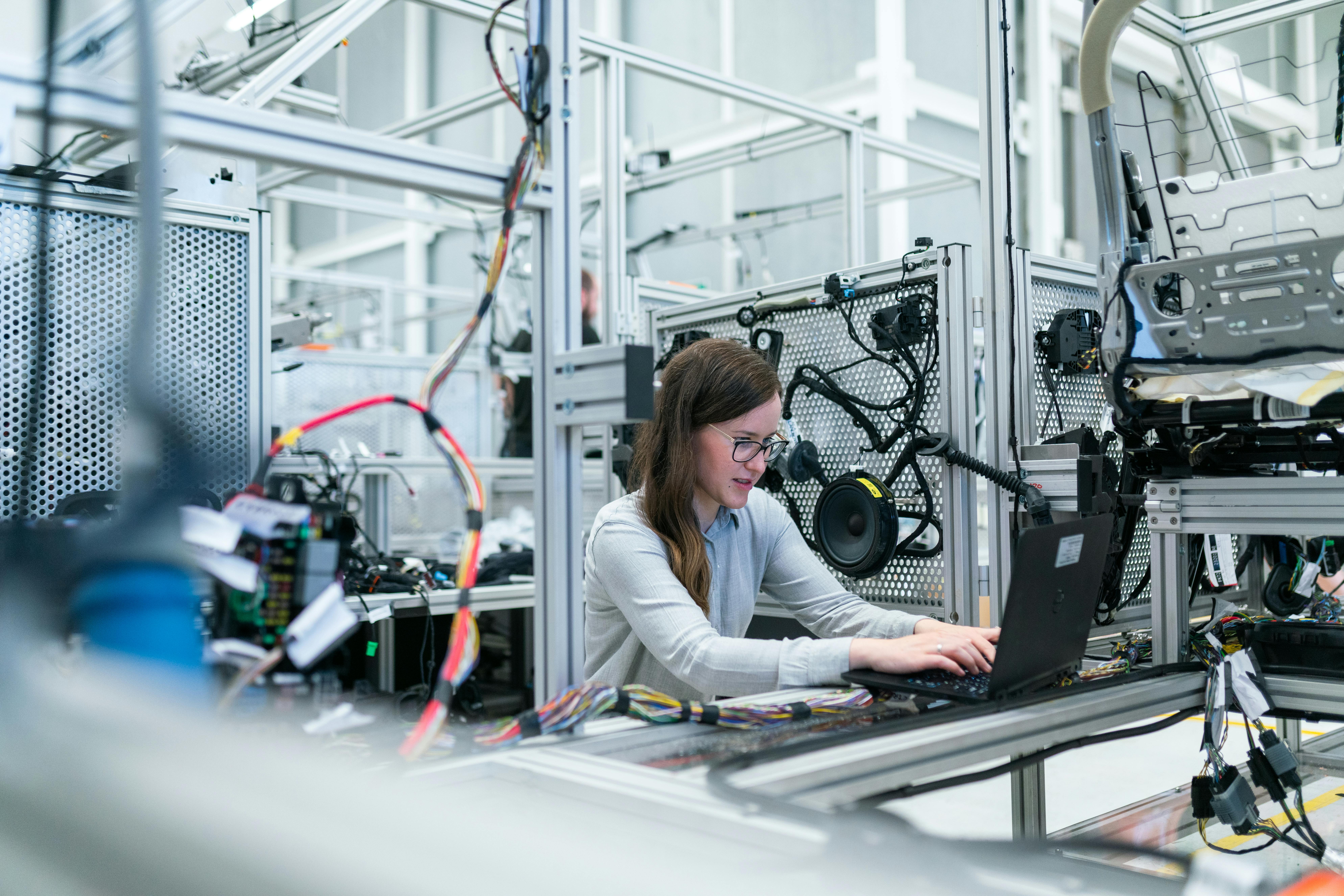 Exploring Capsule and Bellows Pressure Sensors in IoT Systems - Featured Image